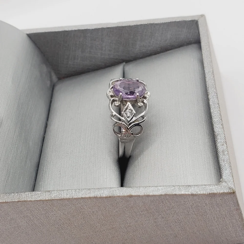 Genuine Oval Purple Amethyst & Diamond Simulants 925 Sterling Silver Orn…